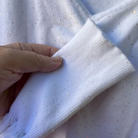 525 America size M deep V tiny sequined ruched  front sweater. - Picture 4 of 4